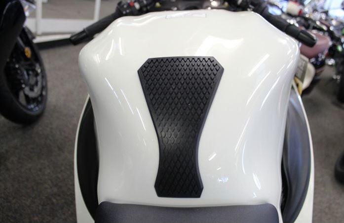 TechSpec Tank Grip Pads Center Tank Protector 4- Discontinued TechSpec Tank Grip Pads Center Tank Protector 4- Discontinued